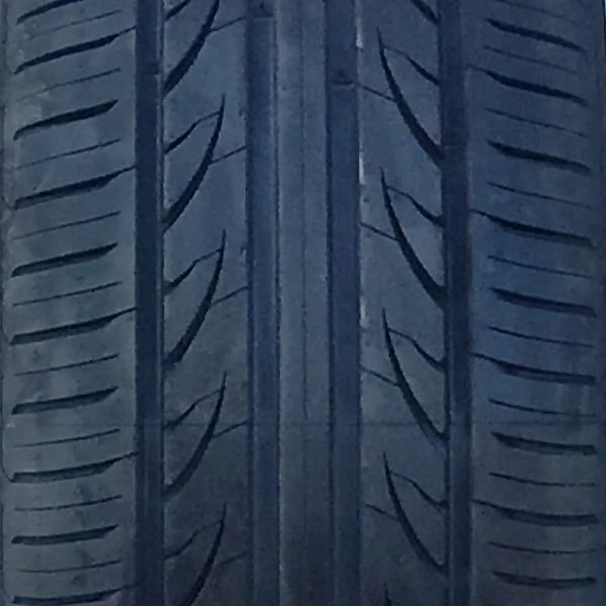 235/45ZR18 98W XL All Season Ultra High Performance Tires I66411