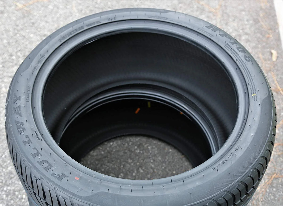 Set of 4 High Performance Tires H65590