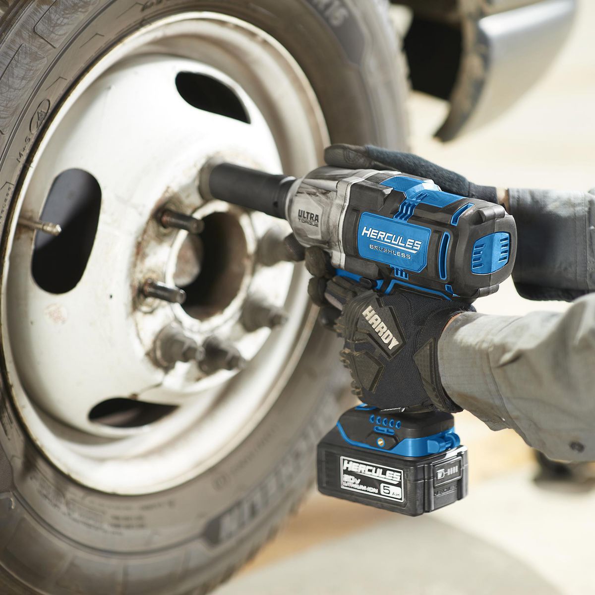 20V Brushless Cordless 3/4 in. Ultra Torque Impact Wrench with Friction Ring U387