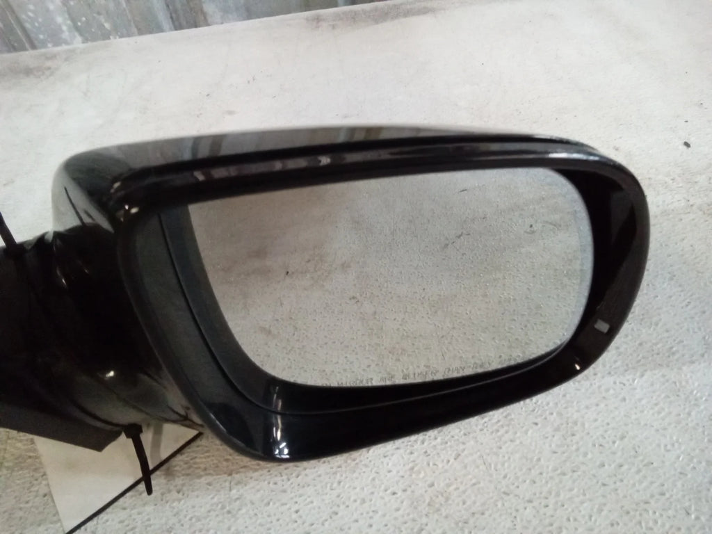 Passenger Side RH Side Door Mirror C907