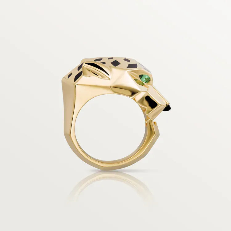 Ring B8132