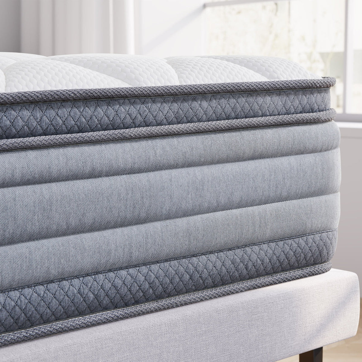 Queen 9" Hybrid Gel Memory Foam Innerspring Mattress O394