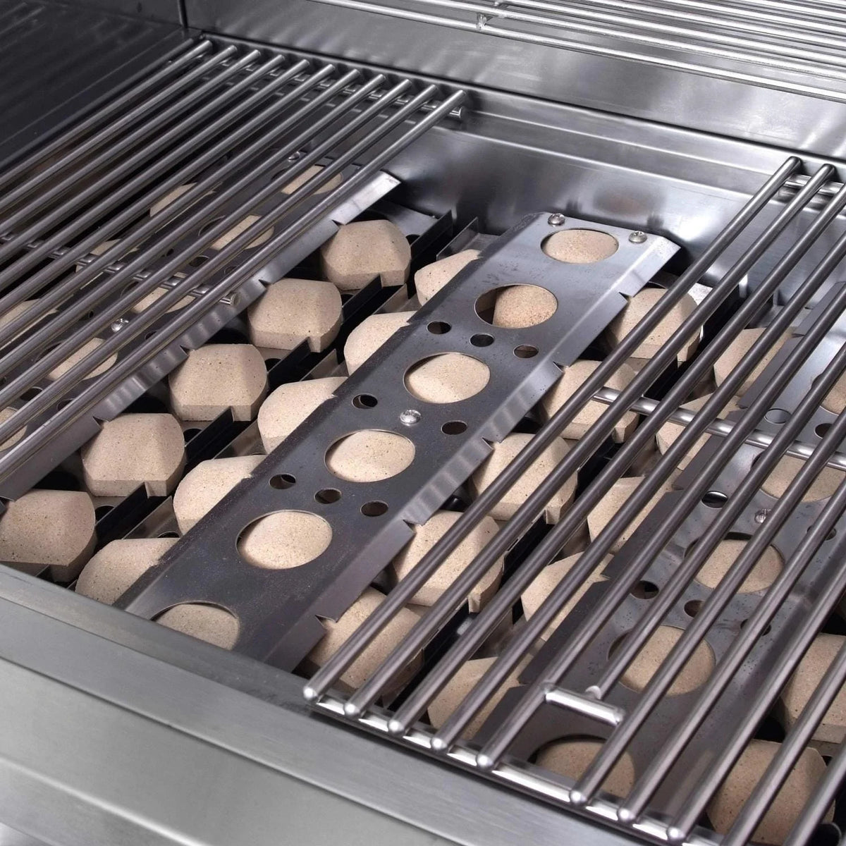 40-Inch 5-Burner Natural Gas Grill With Rear Infrared Burner & Grill Lights M3560