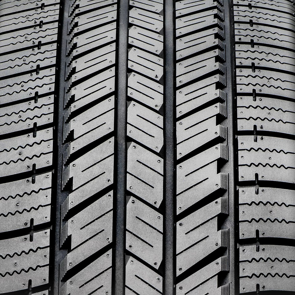 All Season 255/65R18 Light Truck Tire K416034