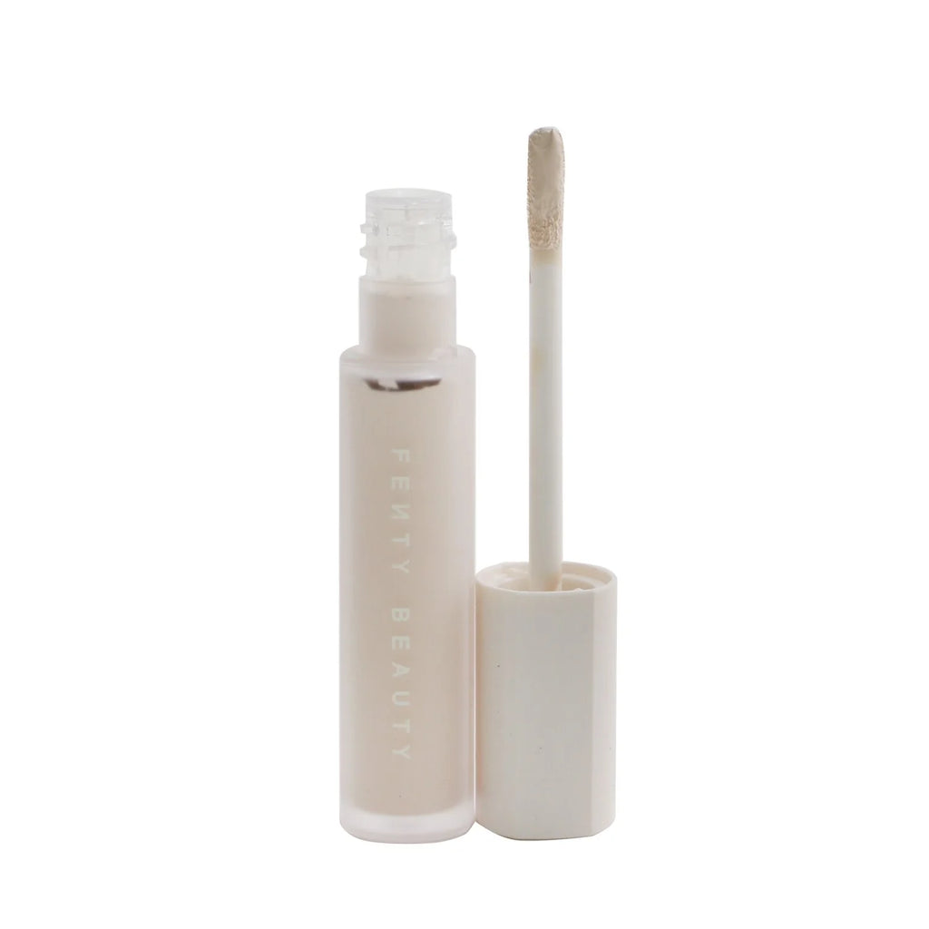 Concealer - #220 (Light Medium With Warm Undertone) 8ml/0.27oz C914014