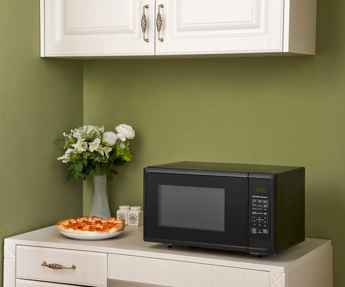 0.9 Cu. ft. Matte Black Microwave Oven P3524