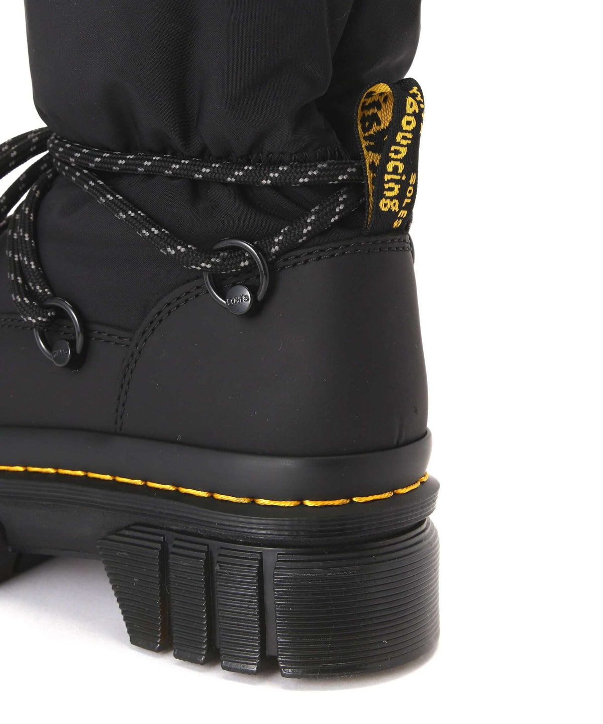 PADDED HI Boots U390