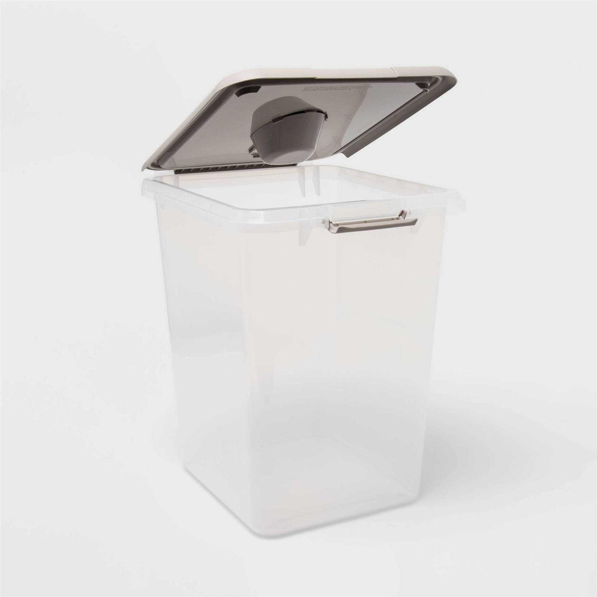 Pet Food Storage Tub with Built-in Scoop Z8986