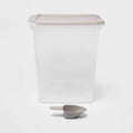 Pet Food Storage Tub with Built-in Scoop Z8986