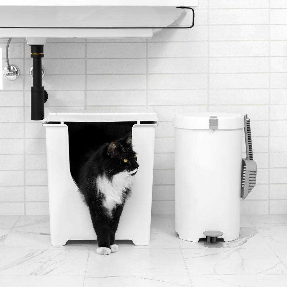 Flip Litter Box with Scoop and Reusable Liner Z24714